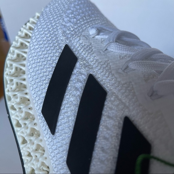 SOLD ADIDAS - 4DFWD CoreWhite - Picture 5 of 11